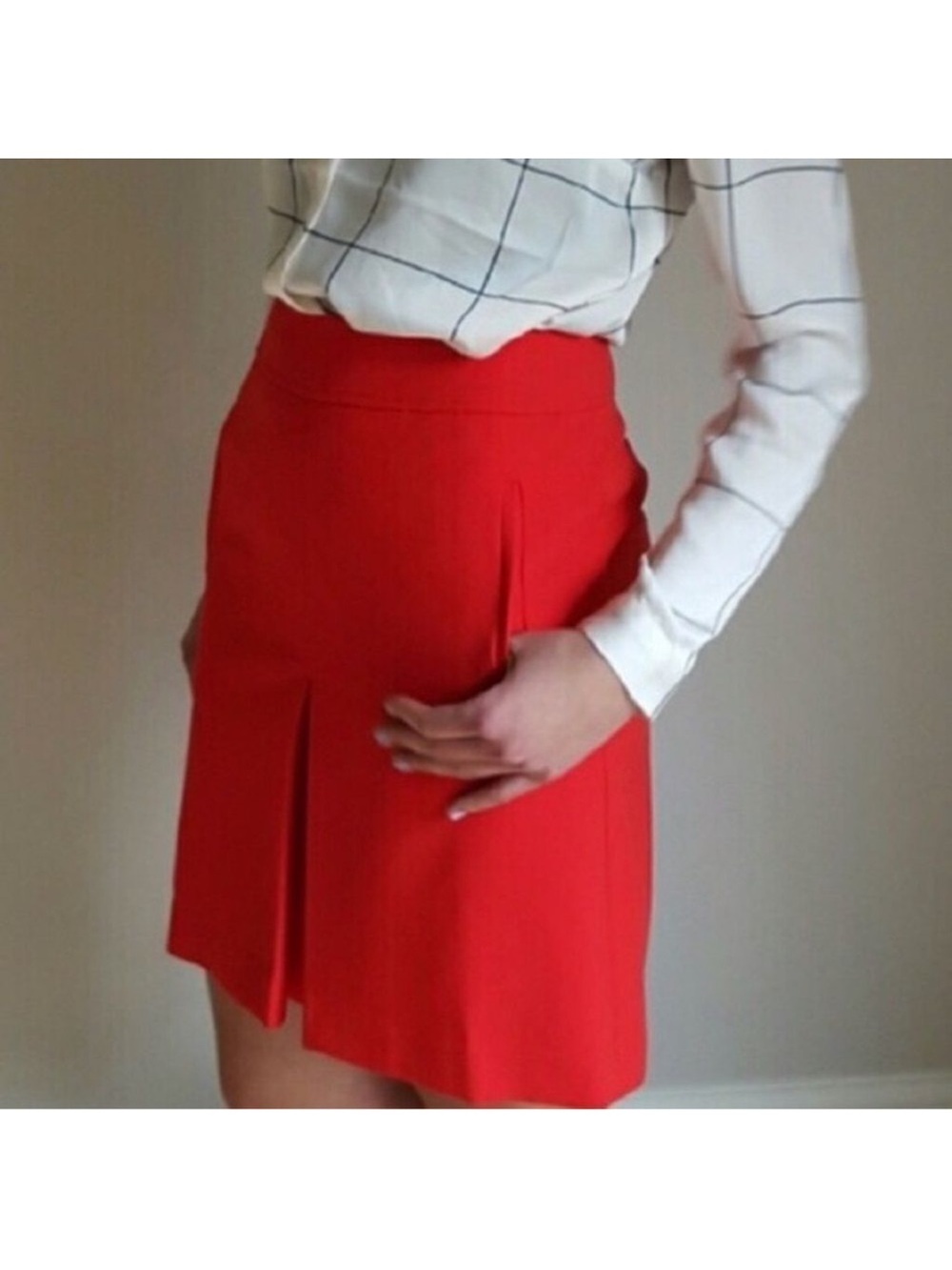 LOFT 6 Vibrant Red Pleated Front Skirt with Pockets